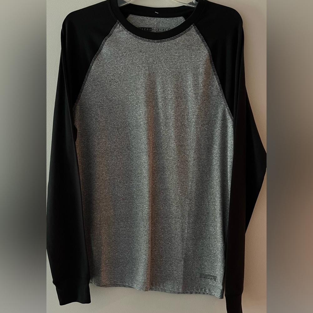 Aeropostale men’s shirt size medium